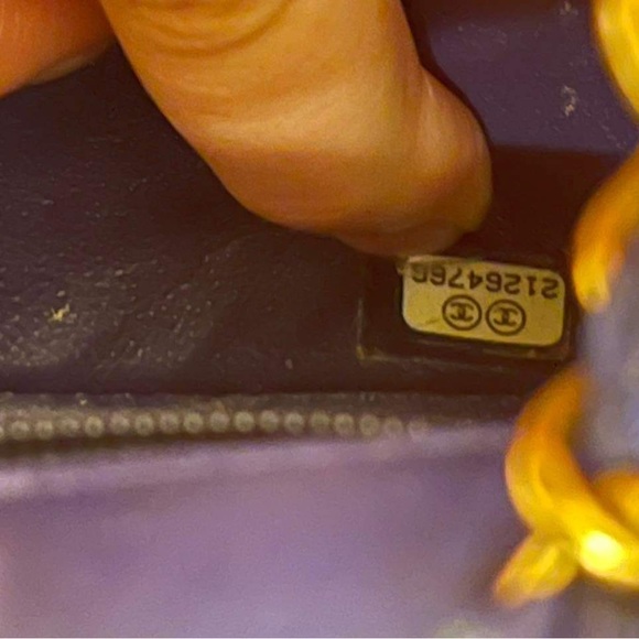 CHANEL Mini Lambskin flap bag - Picture 11 of 11